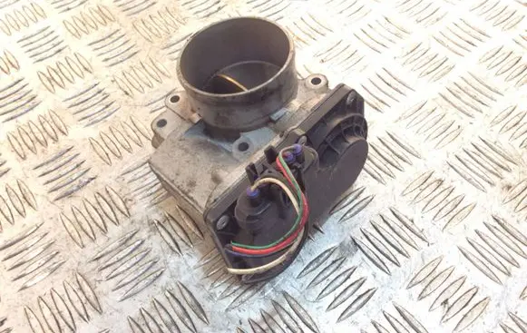 Subaru Legacy Electric throttle body valve 16112AA260