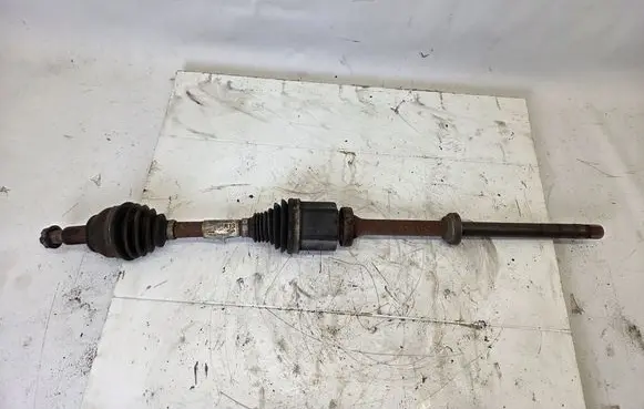 Land Rover Evoque I Front driveshaft GJ323B436CA