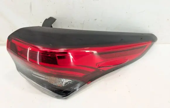 Toyota Highlander XU70 Rear/tail lights LR5B 12V3W