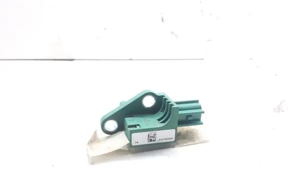 Volkswagen PASSAT B6 Airbag deployment crash/impact sensor 3C0909606 331324