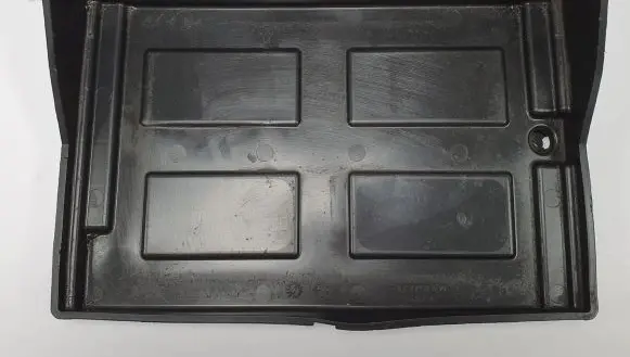 Mitsubishi Grandis Battery box tray MN157439
