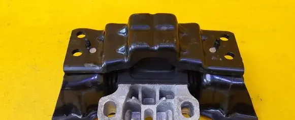 Seat Leon (5F) Gearbox mounting bracket 5Q0199555Q
