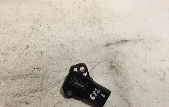 Volkswagen Touran I Air pressure sensor 0281002399