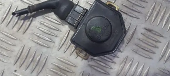 Volvo 340 - 360 Throttle valve position sensor 0280120301