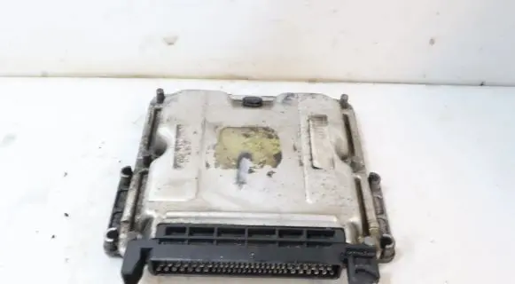 Peugeot 206 Engine control unit/module ECU 0281010250