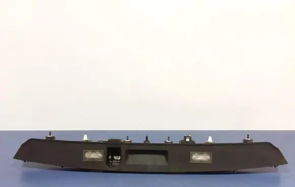 BMW 7 G11 G12 Number plate light 7357105