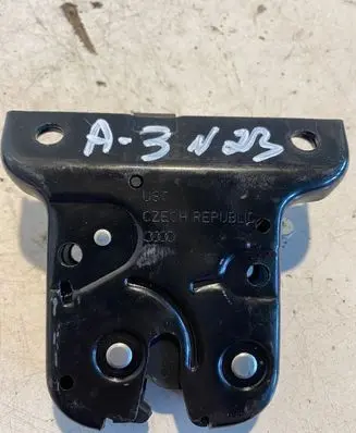 Audi A3 S3 8P Tailgate/trunk/boot lock/catch/latch