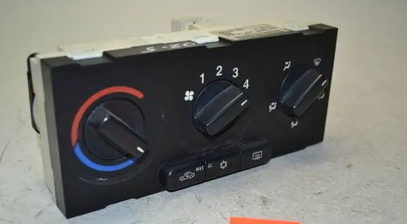 Opel Zafira A Climate control unit 56341 285788 08210000