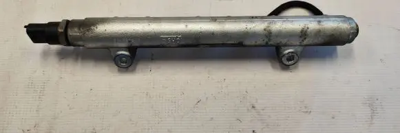 Honda CR-V Fuel main line pipe 1077800440