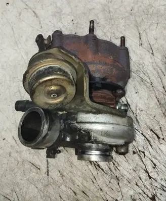 Audi 80 90 S2 B4 Turbo 028145703D VA2299F V5400111