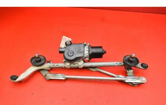 Nissan Leaf I (ZE0) Front wiper linkage and motor 