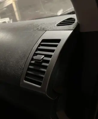 Peugeot 4007 Dashboard side air vent grill/cover trim