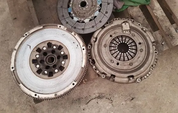 Volkswagen Crafter Clutch set kit 04L105266P