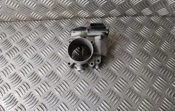 Subaru Outback Throttle valve 16112AA260