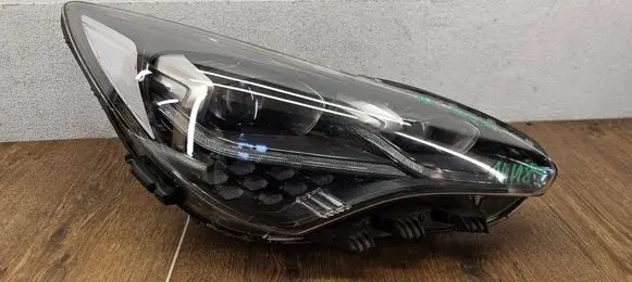 KIA Stinger Headlight/headlamp 92102J5