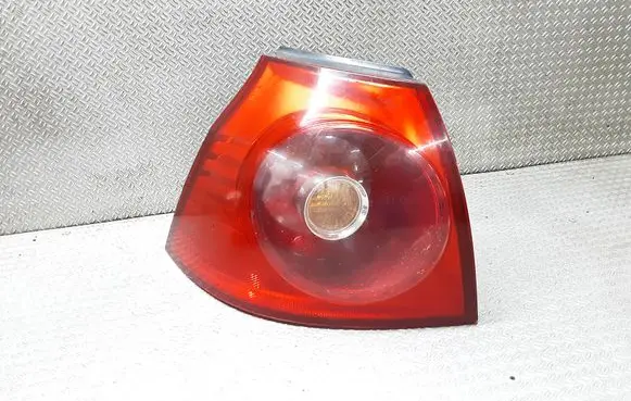 Volkswagen Golf V Rear/tail lights 1K6945111C