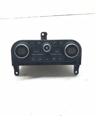 Nissan Qashqai Climate control unit 27500BR45B