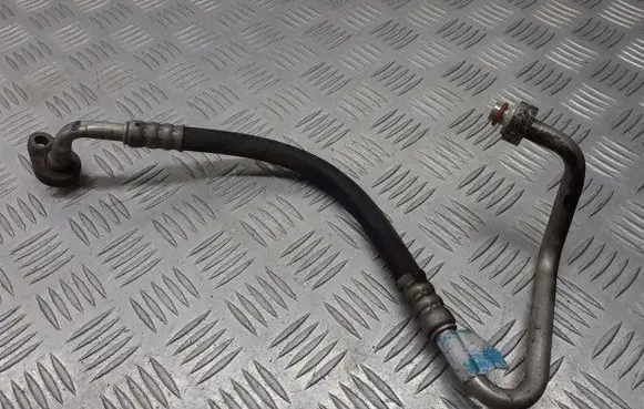 Ford C-MAX I Air conditioning (A/C) pipe/hose
