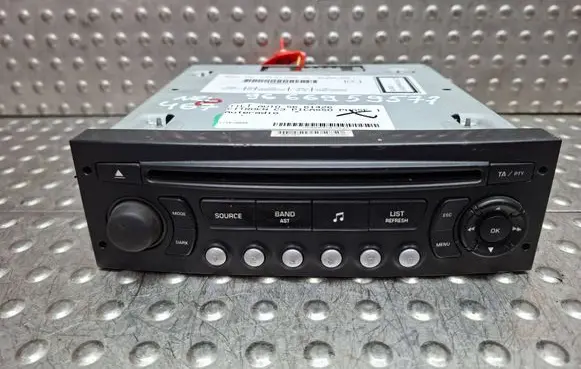 Citroen C3 Picasso Radio/CD/DVD/GPS head unit S26312467 9666959577