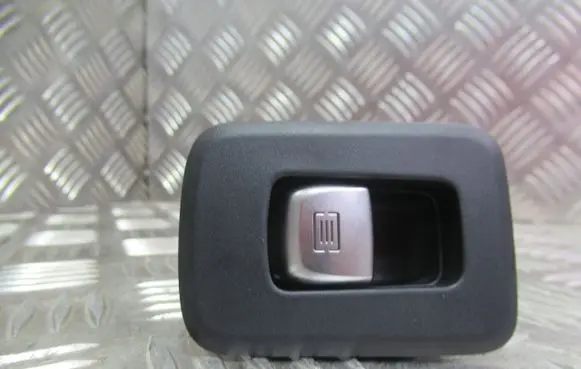 Mercedes-Benz Metris W447 Dashboard air vent grill cover trim A4478207600