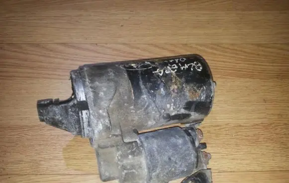 Nissan Almera N16 Starter motor 1005831051
