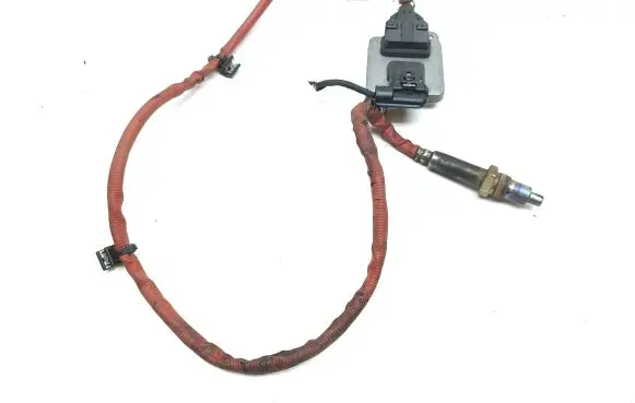 BMW 5 F10 F11 Lambda probe sensor 8589846 180302055305 5WK96699C