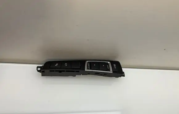 BMW 7 F01 F02 F03 F04 ESP (stability program) switch 9267890 10755210 10096363