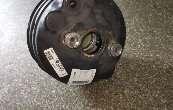 Audi A6 S6 C6 4F Brake booster 4F0612105G