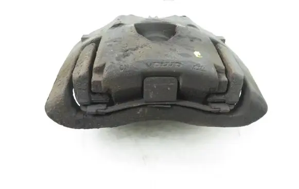 Volvo XC90 Front brake caliper 30657303