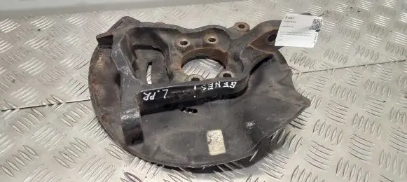 Hyundai Genesis Front wheel hub