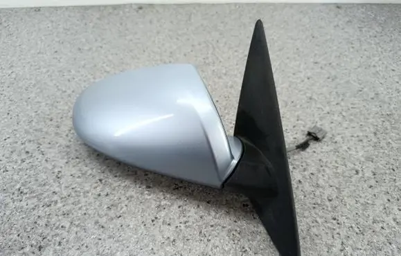 Nissan Primera Front door electric wing mirror 96301AU473