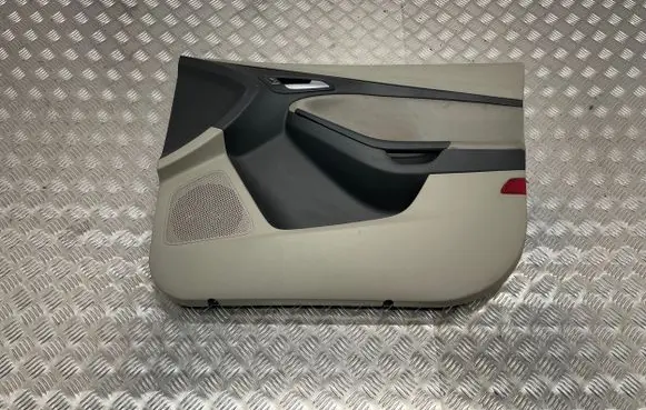 Ford Focus Front door card panel trim 
