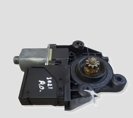 Renault Megane III Front door window regulator motor 807300004R 912462101