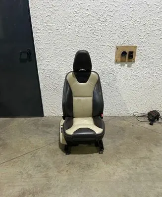 Volvo XC60 Front driver seat 