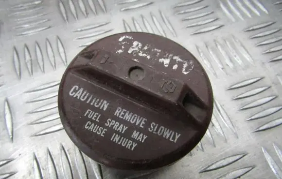 Mitsubishi Galant Fuel tank filler cap 