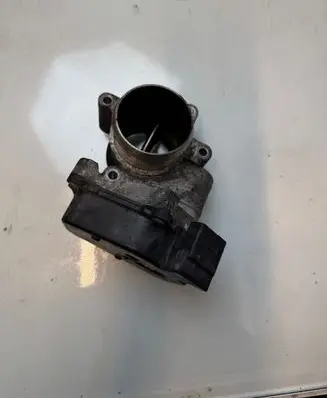 Skoda Fabia Mk2 (5J) Throttle valve 03L128063Q 161100372