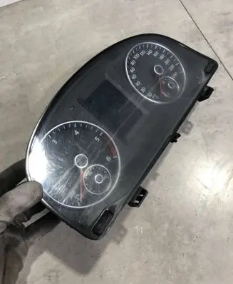 Volkswagen Caddy Speedometer (instrument cluster) 2K0920876A VDD0242310