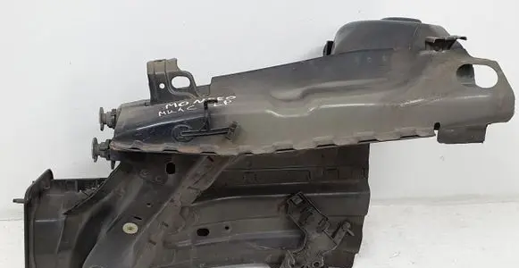 Volvo C70 Front quarter panel 