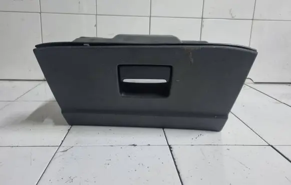 Ford Mondeo MK IV Glove box 06549006 06609003L1 7S71A06010CL