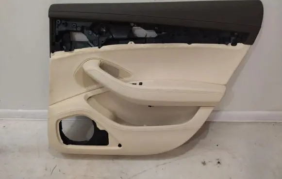 Audi A8 S8 D4 4H Rear door card panel trim 4H0868068