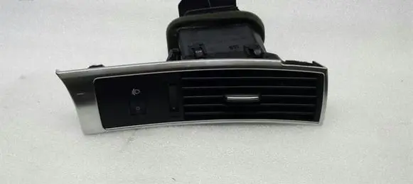 Audi A6 S6 C6 4F Dashboard side air vent grill/cover trim 4F2820902D