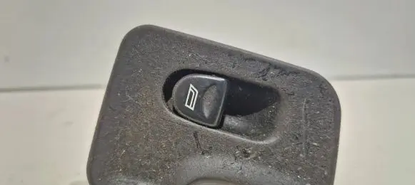 Alfa Romeo 147 Electric window control switch 735263169