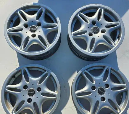 Smart ForFour I R15 alloy rim 108612210aa