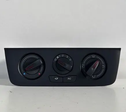 Seat Ibiza IV (6J,6P) Climate control unit 6J0820045A 14072011