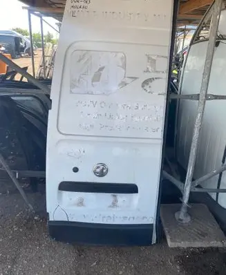 Opel Movano B Rear door