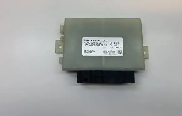 Mercedes-Benz C W206 Reducing agents exhaust control unit A0009008233 A3C0998350000 A0009010213