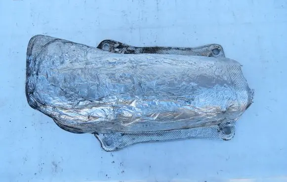 Volvo XC70 Heat shield in engine bay 30742609