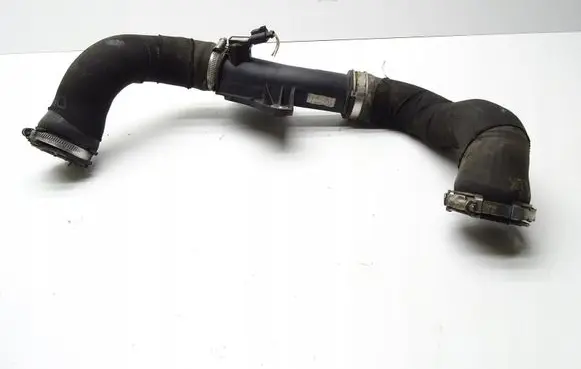 Audi A5 8T 8F Intercooler hose/pipe 8K0145673E