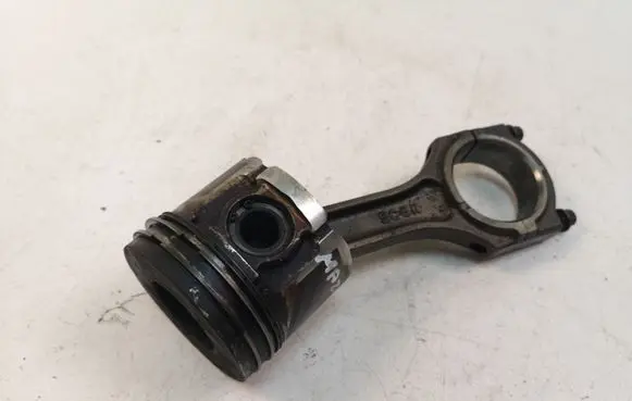 Mazda 5 Piston 