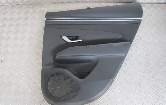 Hyundai Tucson IV NX4 Coupe rear side trim panel 83320-N7000